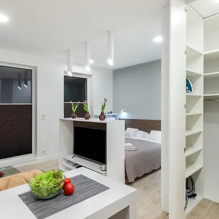 Luxury Miedzyborska 8b Warschau