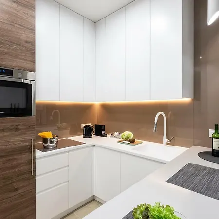 Luxury Miedzyborska 8b Apartmán