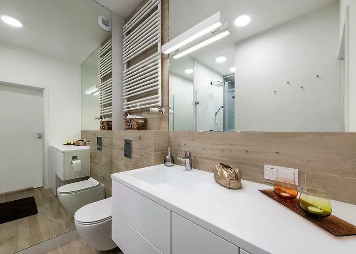 Luxury Miedzyborska 8b Apartamento Varsóvia